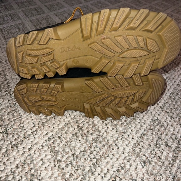CABELA’S all weather boots main image 3